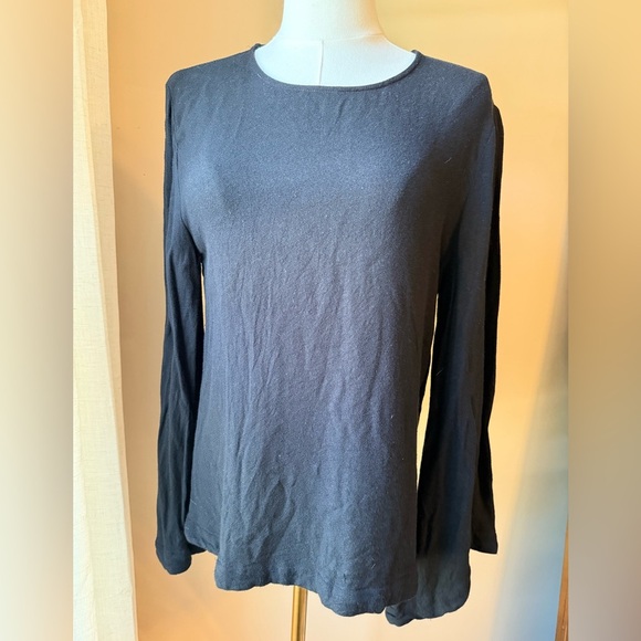 cloth & stone Tops - Cloth and Stone bell sleeve blouse